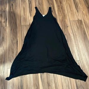 Gap black medium dress with pockets. Longer on sides.